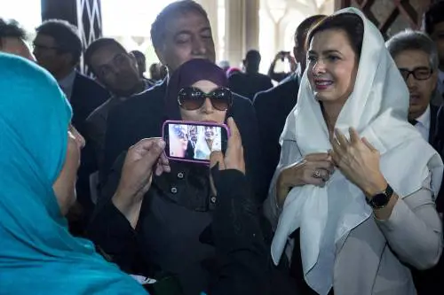 La Boldrini in visita alla moschea di Roma: "Islam religione di pace"