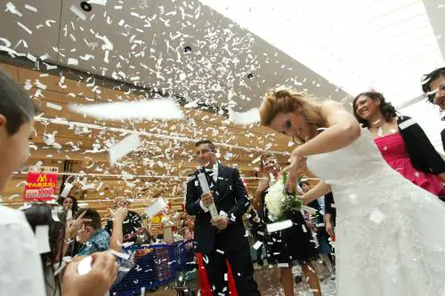 Oggi sposi... al centro commerciale