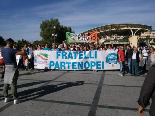 Fratelli d'Italia a Reggio Calabria: "Basta immigrati"