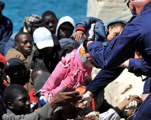Mare Nostrum, compleanno con naufragio
