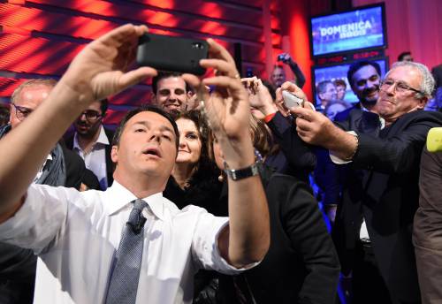 Renzi si deve dimettere?