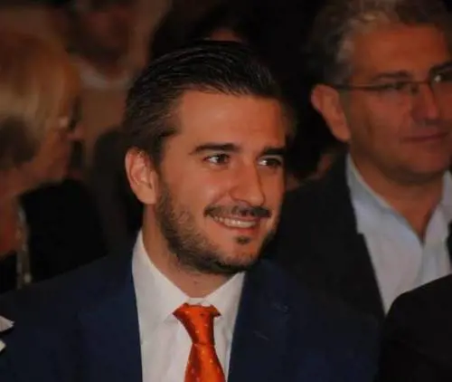 Dopo un mese, Grande Milano ferma e al verde