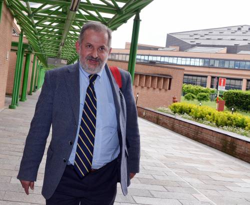 Il consigliere della Regione Piemonte Aldo Reschigna arriva in Procura