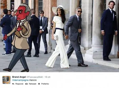 Travaglio che lascia posti diventa un meme