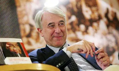 Da zingaropoli alle moschee le "profezie" del centrodestra