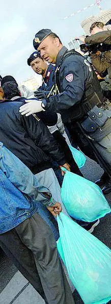 Lega: «Immigrati, il 15% è senza lavoro»