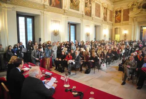 Bookcity, 900 eventi in 3 giorni Scrittori in taxi coi passeggeri