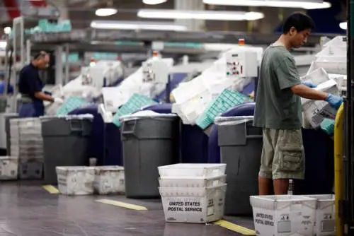 Il governo Usa monitora la posta: in un anno 50mila richieste