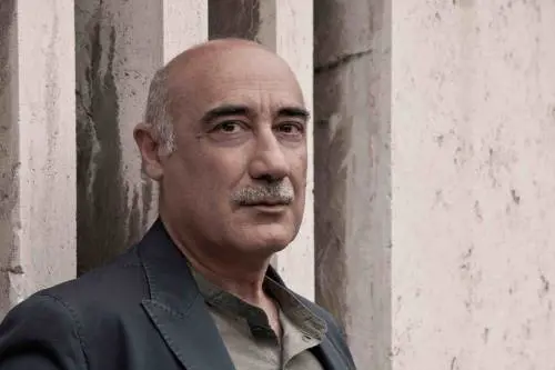 Marco Lombardozzi apre le Porte della felicità