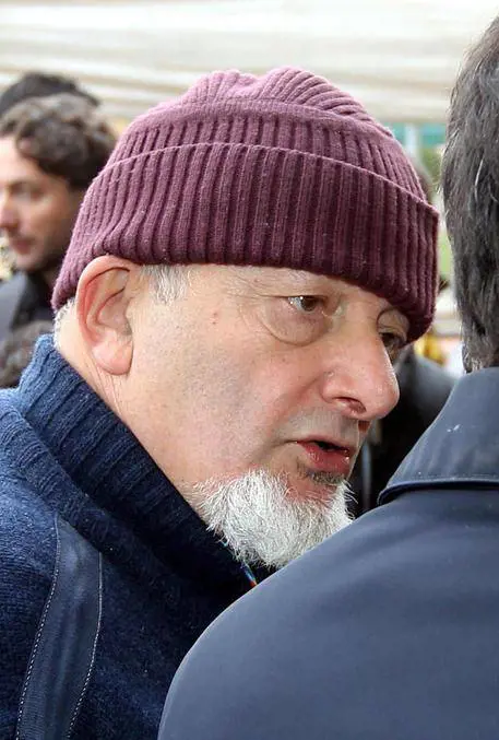 Tiziano Renzi: "Rosi, Aquilani e l'abbronzato terzino devono andare a zappare"