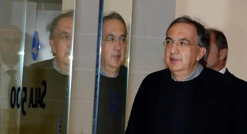 Marchionne tra piccole bugie e tanti annunci