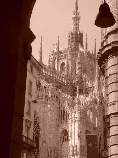 Maria Pia Severi, Milano come non l'avete mai vista