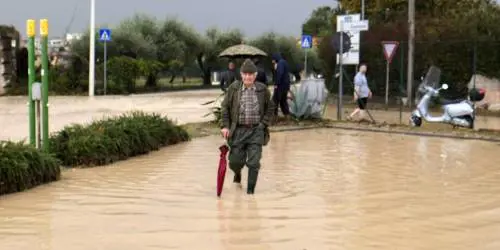 L'Italia è sempre con l'acqua alla gola
