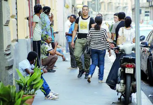 Gli inquilini adesso fanno le ronde anti-abusivi