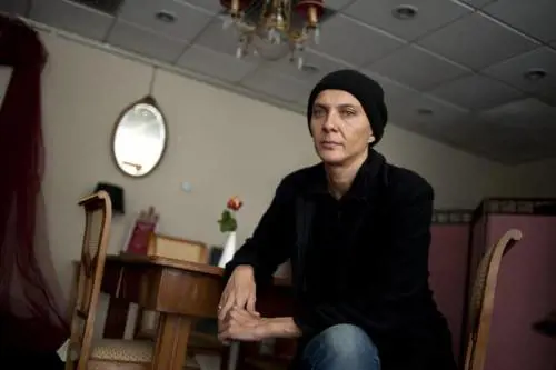 Rosalinda Celentano dà l'addio alla fidanzata: "Sono incapace di amare"