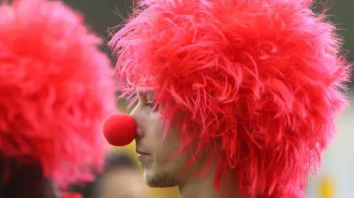 Bundesliga, allenamento in tenuta da Carnevale