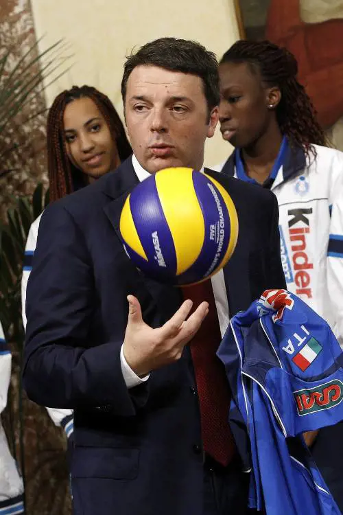 Italicum, l'apertura del premier: "Il problema non è Silvio, ma..."