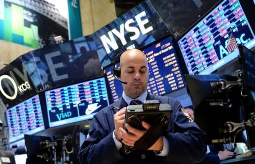 Il mercato delle "tech stock": sono instabili in Borsa ma i consumatori le premiano