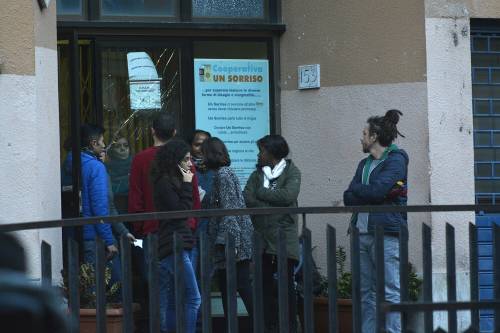 Tor Sapienza, ancora proteste: via i minori dal centro immigrati
