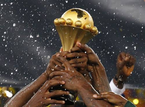La Nigeria solleva la Coppa d'Africa vinta nel 2013