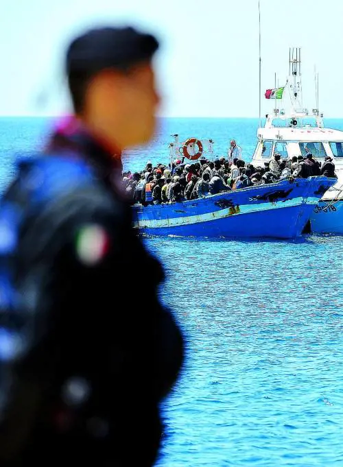 Crisi, l'Italia attrae meno anche gli immigrati