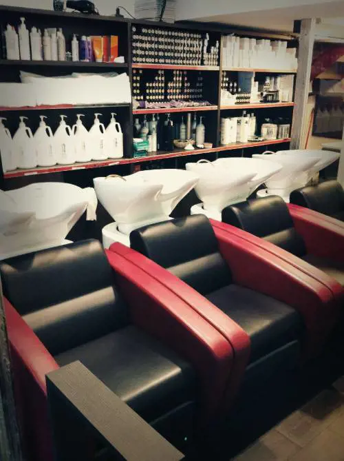 A Milano arriva il parrucchiere anti crisi