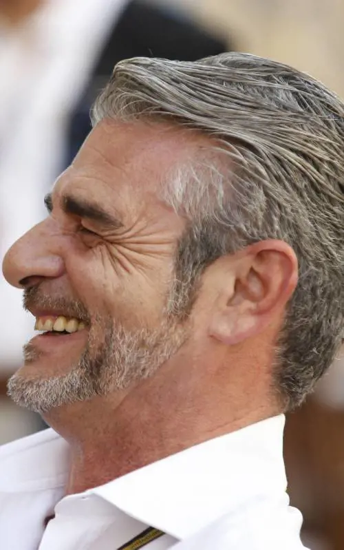 Il generale Arrivabene porta la Rossa in guerra