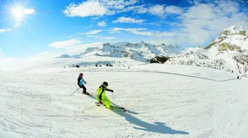 Arabba, un paradiso bianco Dal mitico Sellaronda  al Giro della Grande Guerra