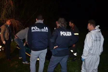 Bimbo morto, il Paese sotto choc teme l'orco