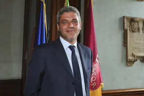 Retata per mafia e politica: salta l'assessore Pd di Marino