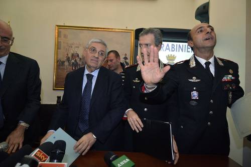 "Bustoni di soldi a tutti, anche a Rifondazione"