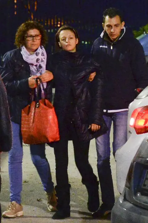 Loris strangolato con un laccio