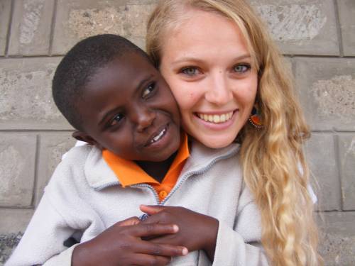 Kenya: una studentessa di Milano tra i bambini lavoratori della discarica di Dandora