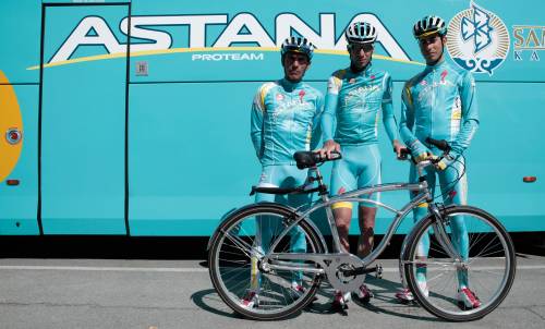 E se l'Uci non concedesse la licenza all'Astana?