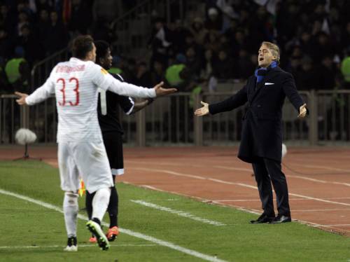 Mancio si diverte con i baby, ma gol non ne fanno