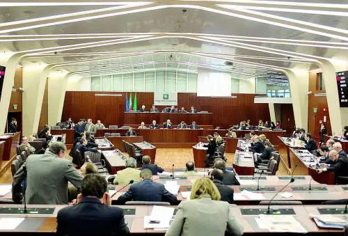 Il rimpasto è una polveriera Maroni: «Avanti fino al 2018»