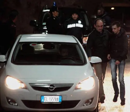 Trovati i vecchi cellulari di Veronica: le sim sono attive?