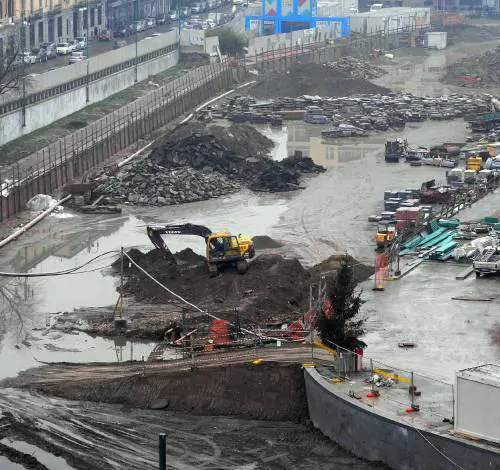 La minaccia di Maroni «Stop ai soldi per Expo»