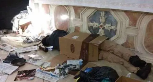 Presepe "scandalo" a Bassano del Grappa: Gesù diventa un barbone