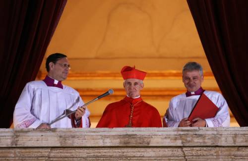 Jean-Louis Tauran annuncia l'Habemus Papam 