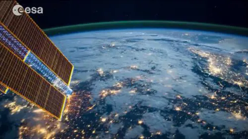 Sei mesi di Stazione spaziale, in 6 minuti