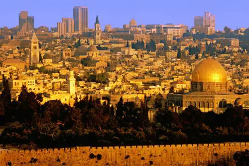 Ora l'Italia si schiera con Israele: no a risoluzione pro Palestina