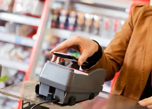 Ora al supermarket si paga con il telefonino