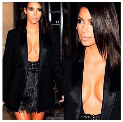 Quel look castigato di Kim Kardashian