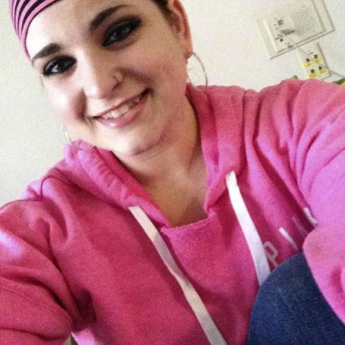 Malata di cancro rifiuta le cure: il giudice le impone la chemio