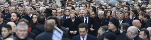 "Obama non è Charlie". Polemiche sull'assenza alla marcia di Parigi 