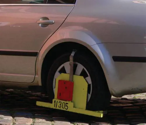 Debito di un centesimo, arriva il fermo ammnistrativo all'auto: cosa è successo