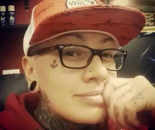 "È lesbica, niente funerali" 