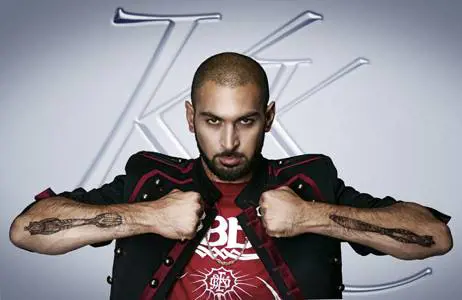 Il rapper tunisino che le canta ai jihadisti