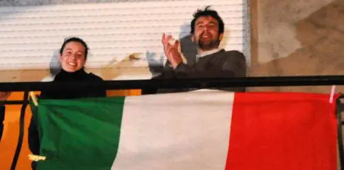 La gente chiede: "Sono stati pagati dodici milioni?"